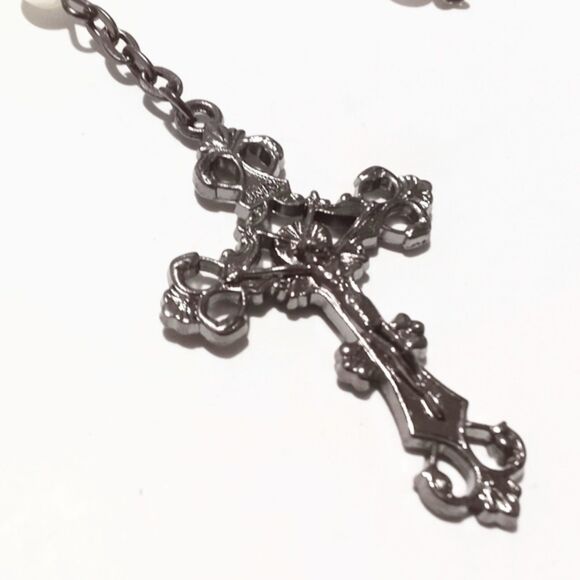 Vintage Faux Pearl Gunmetal Silver Tone Rosary - Picture 4 of 4